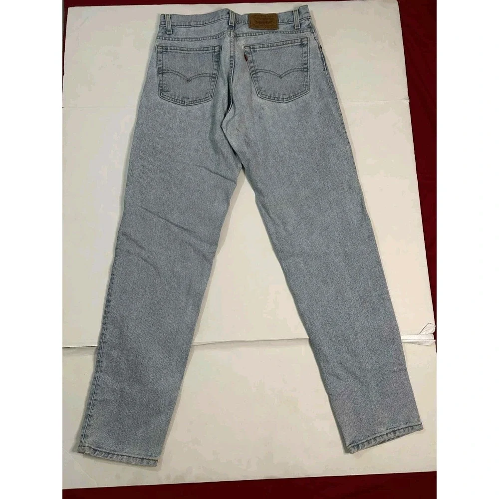 Vintage Levi's 550 Relaxed Fit Tapered Leg Jeans - Made in‎ USA - 33x34